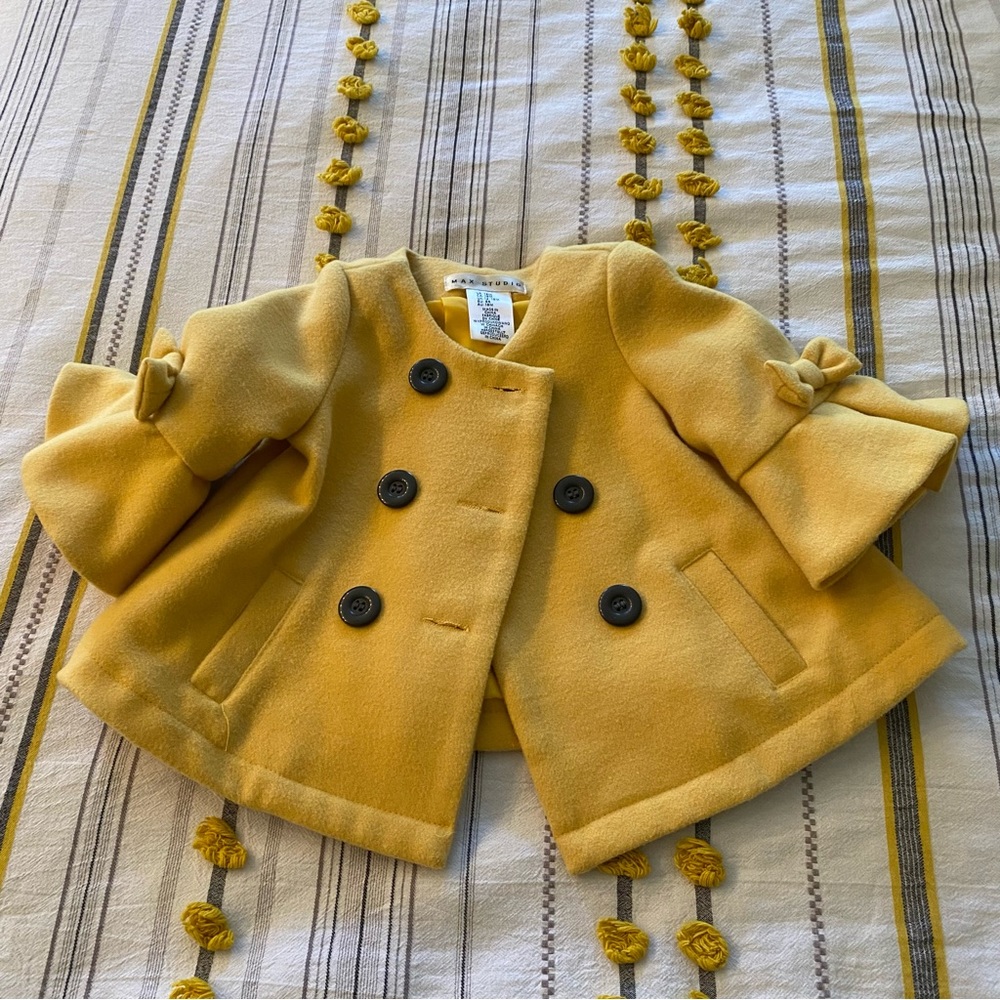 Max Studio Mustard color coat size 18 months